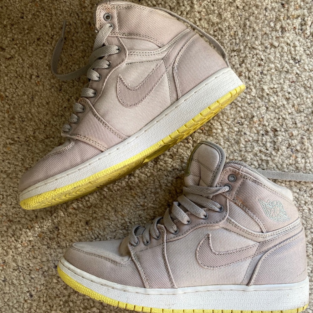 Air Jordan Retro 1 High - Grey/Lemon Frost-White